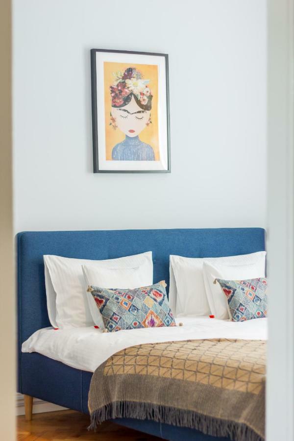 City Chic 3 Bedroom Apartment Cluj-Napoca Ngoại thất bức ảnh